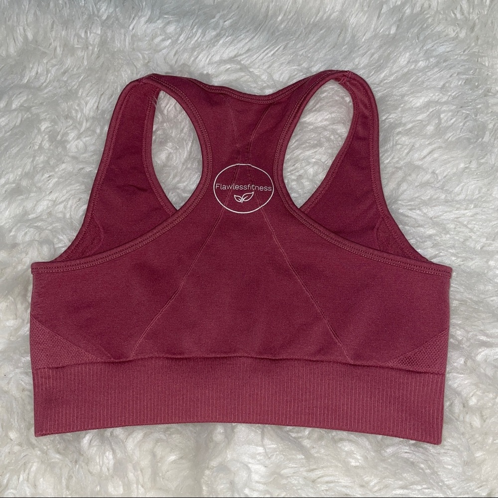 Active Wear Set - Picture 4 of 8